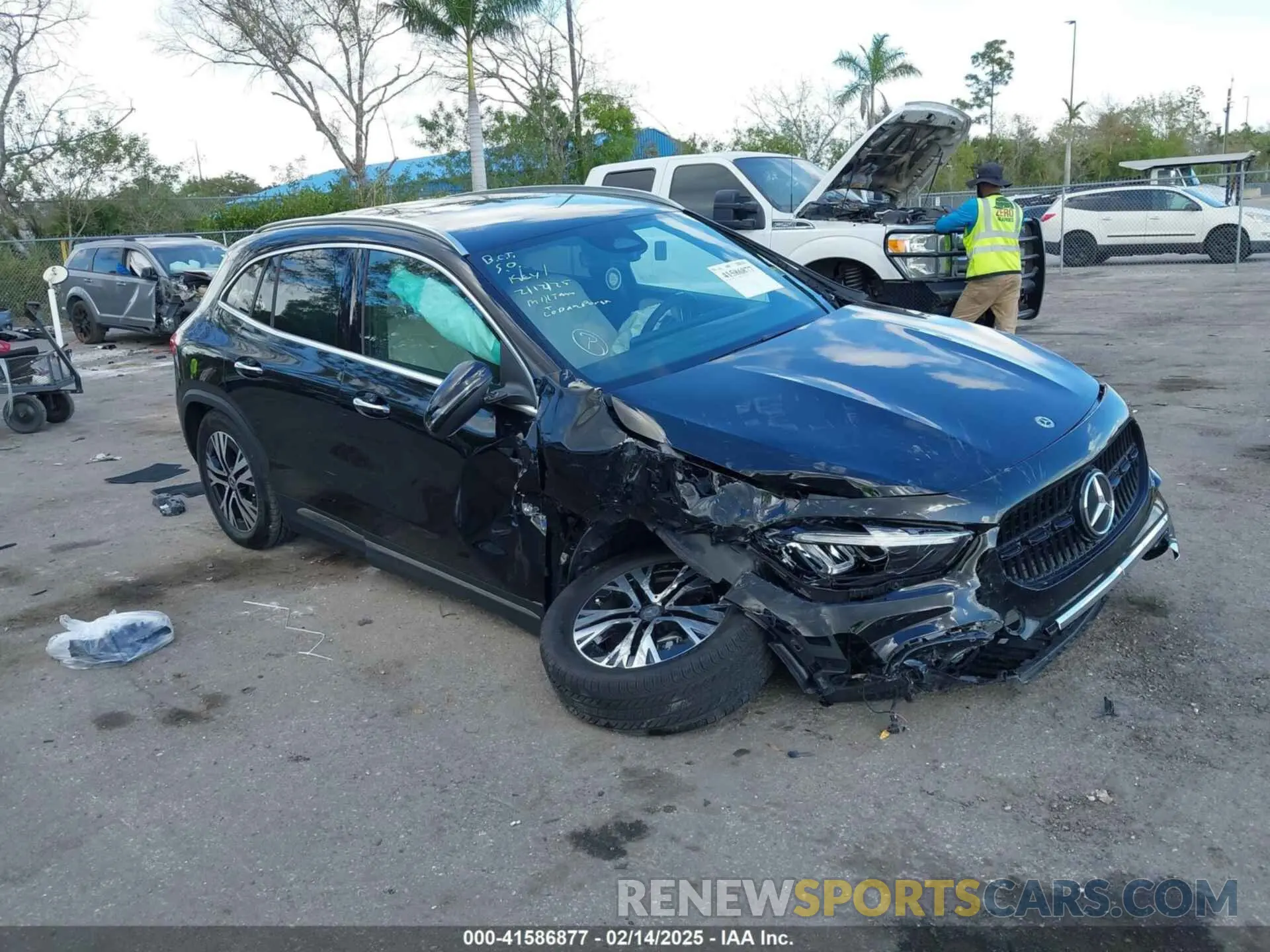 1 Photograph of a damaged car W1N4N4GB9SJ644877 MERCEDES-BENZ GLA 250 2025