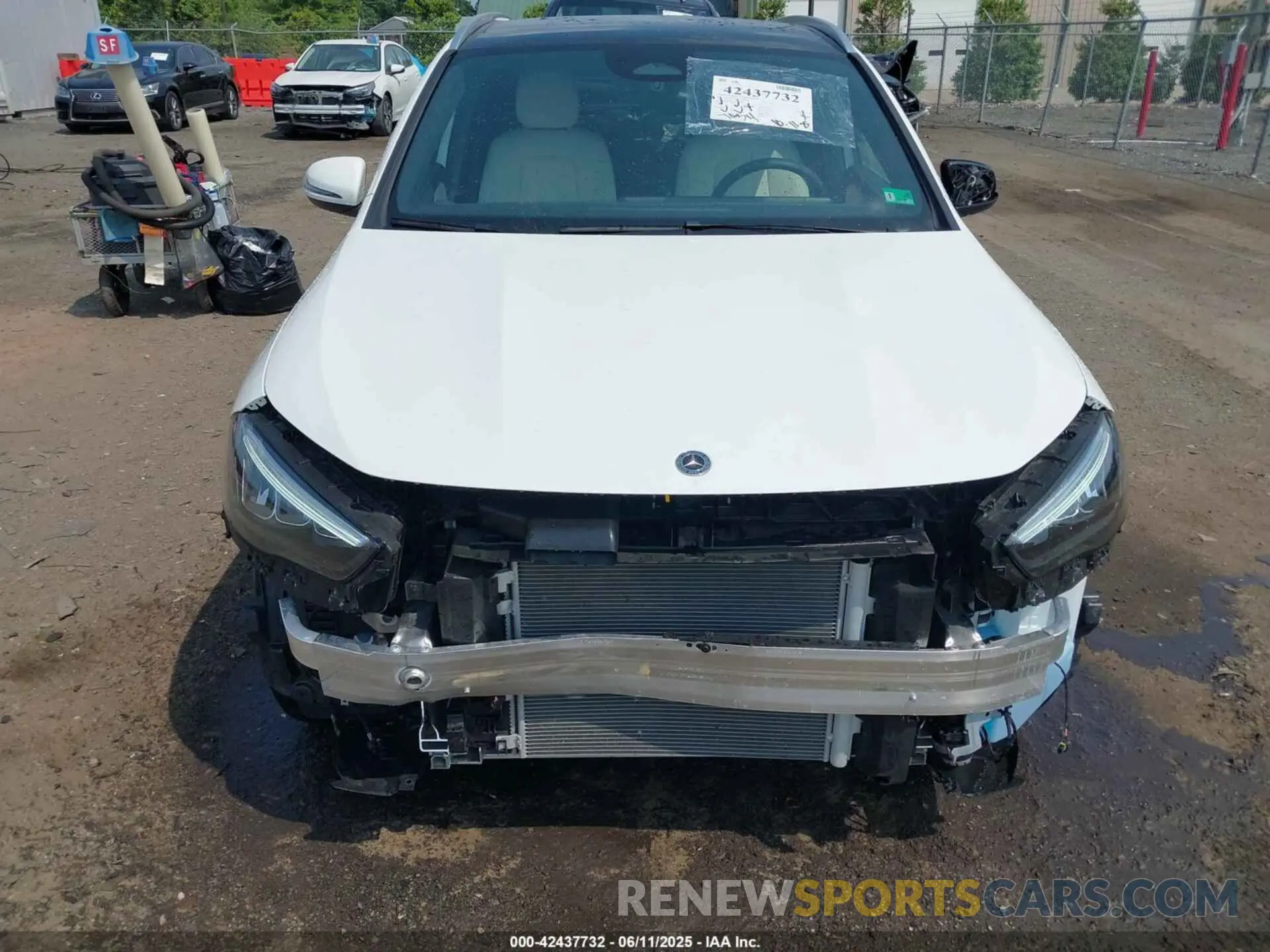6 Photograph of a damaged car W1N4N4HB1SJ643530 MERCEDES-BENZ GLA 250 2025