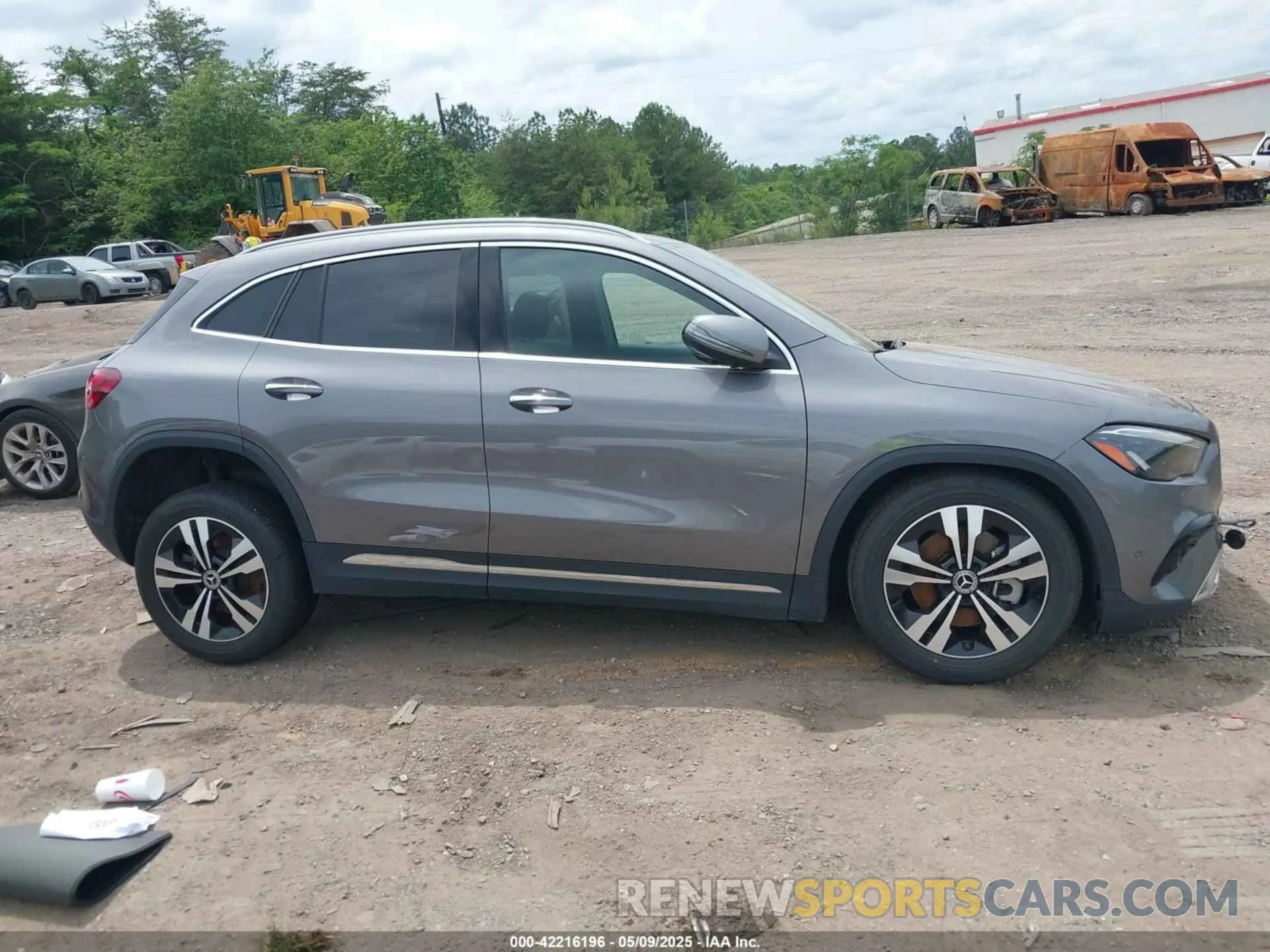 13 Photograph of a damaged car W1N4N4HB2SJ638546 MERCEDES-BENZ GLA 250 2025