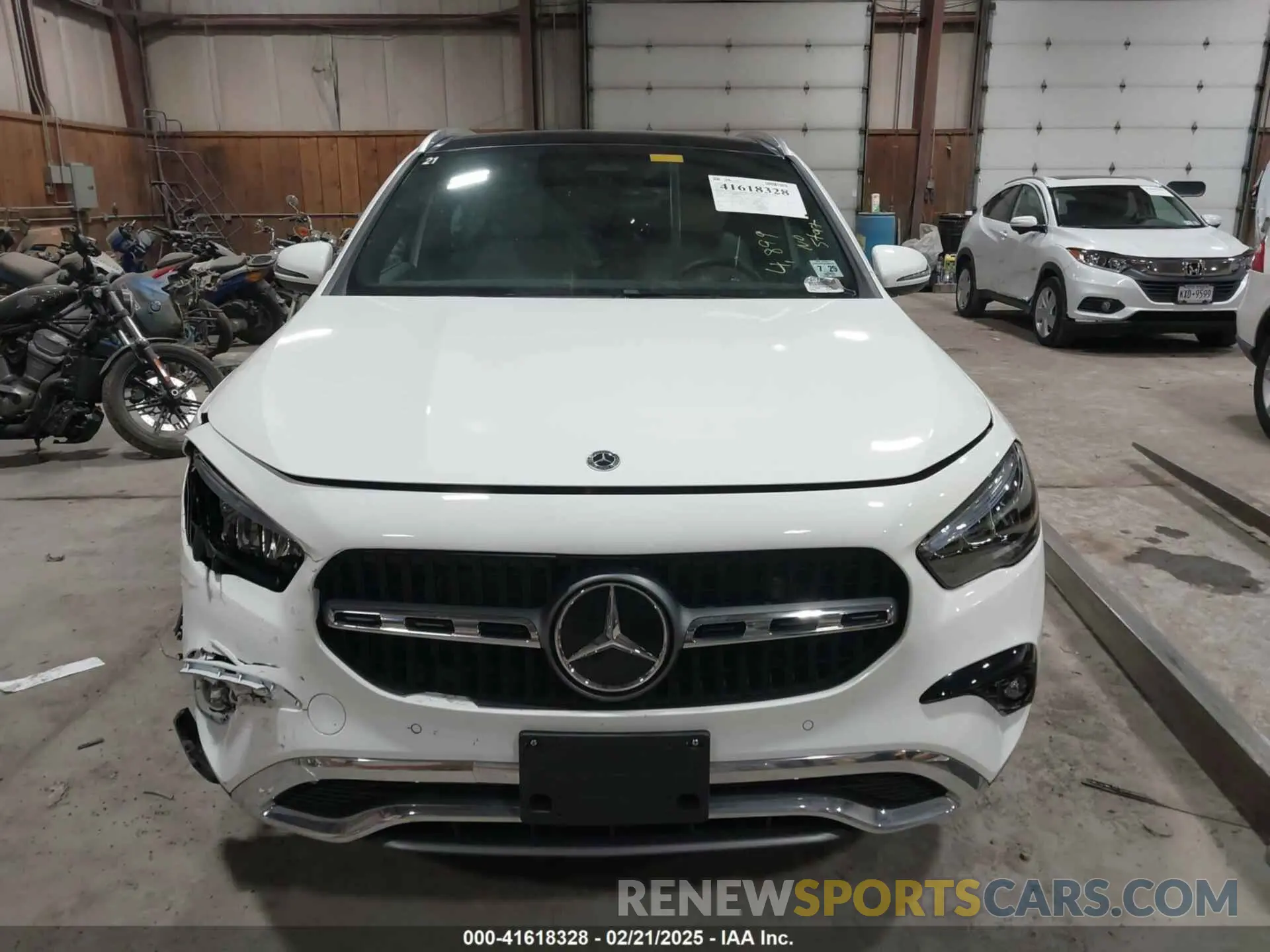 12 Photograph of a damaged car W1N4N4HB2SJ655704 MERCEDES-BENZ GLA 250 2025