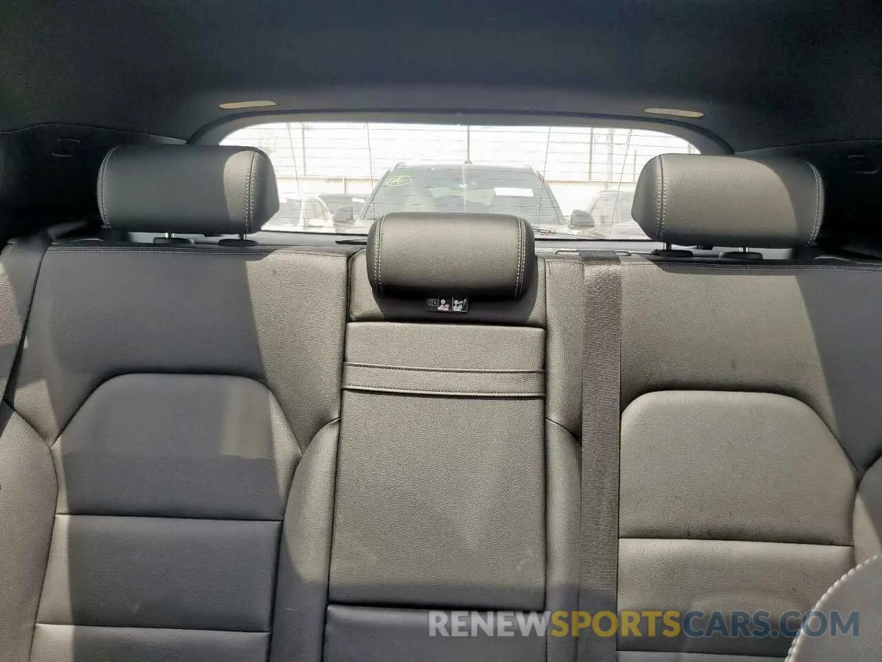 10 Photograph of a damaged car WDCTG4EB0KU010799 MERCEDES-BENZ GLA-CLASS 2019