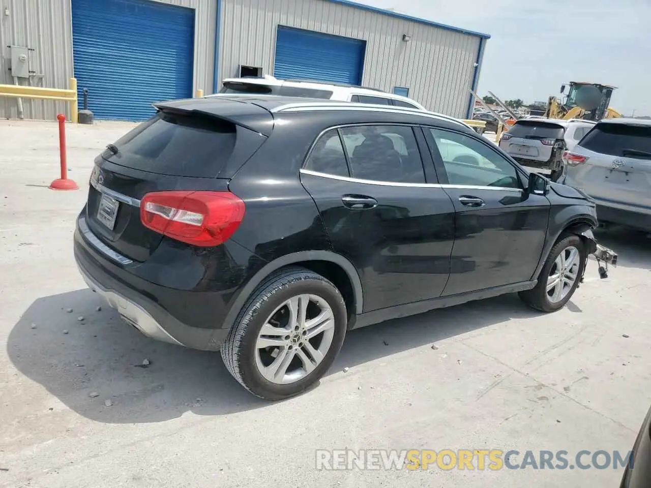 3 Photograph of a damaged car WDCTG4EB0KU010799 MERCEDES-BENZ GLA-CLASS 2019