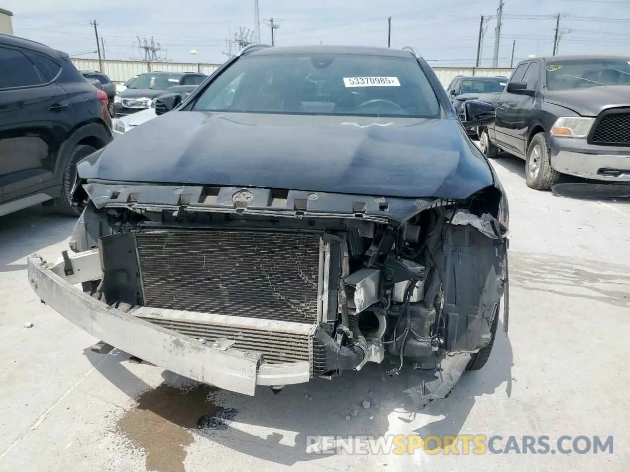 5 Photograph of a damaged car WDCTG4EB0KU010799 MERCEDES-BENZ GLA-CLASS 2019