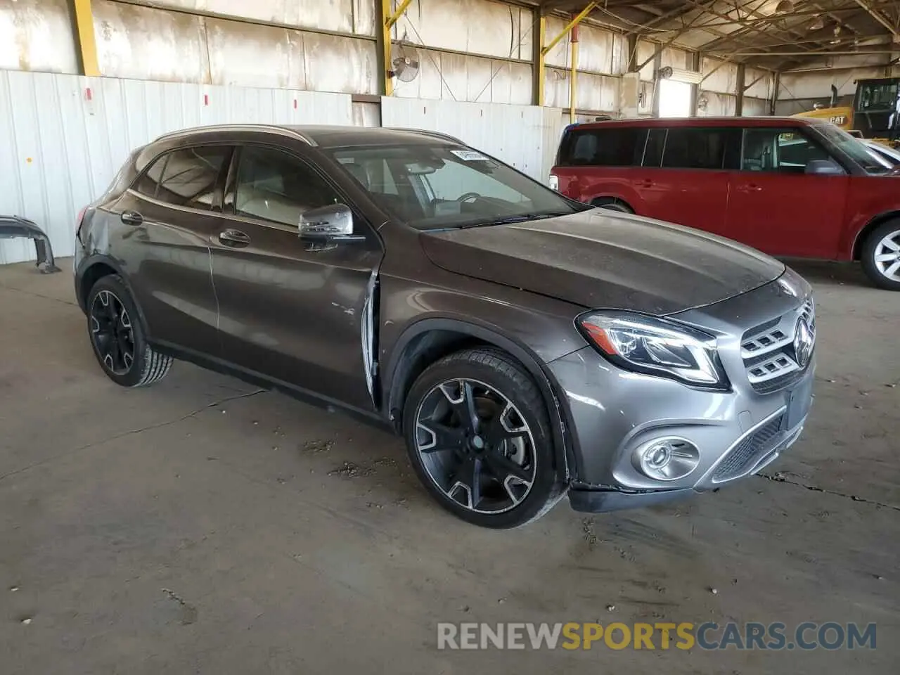 4 Photograph of a damaged car WDCTG4EB1KJ611026 MERCEDES-BENZ GLA-CLASS 2019