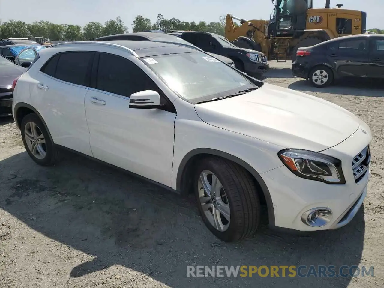 4 Photograph of a damaged car WDCTG4EB2KU002509 MERCEDES-BENZ GLA-CLASS 2019