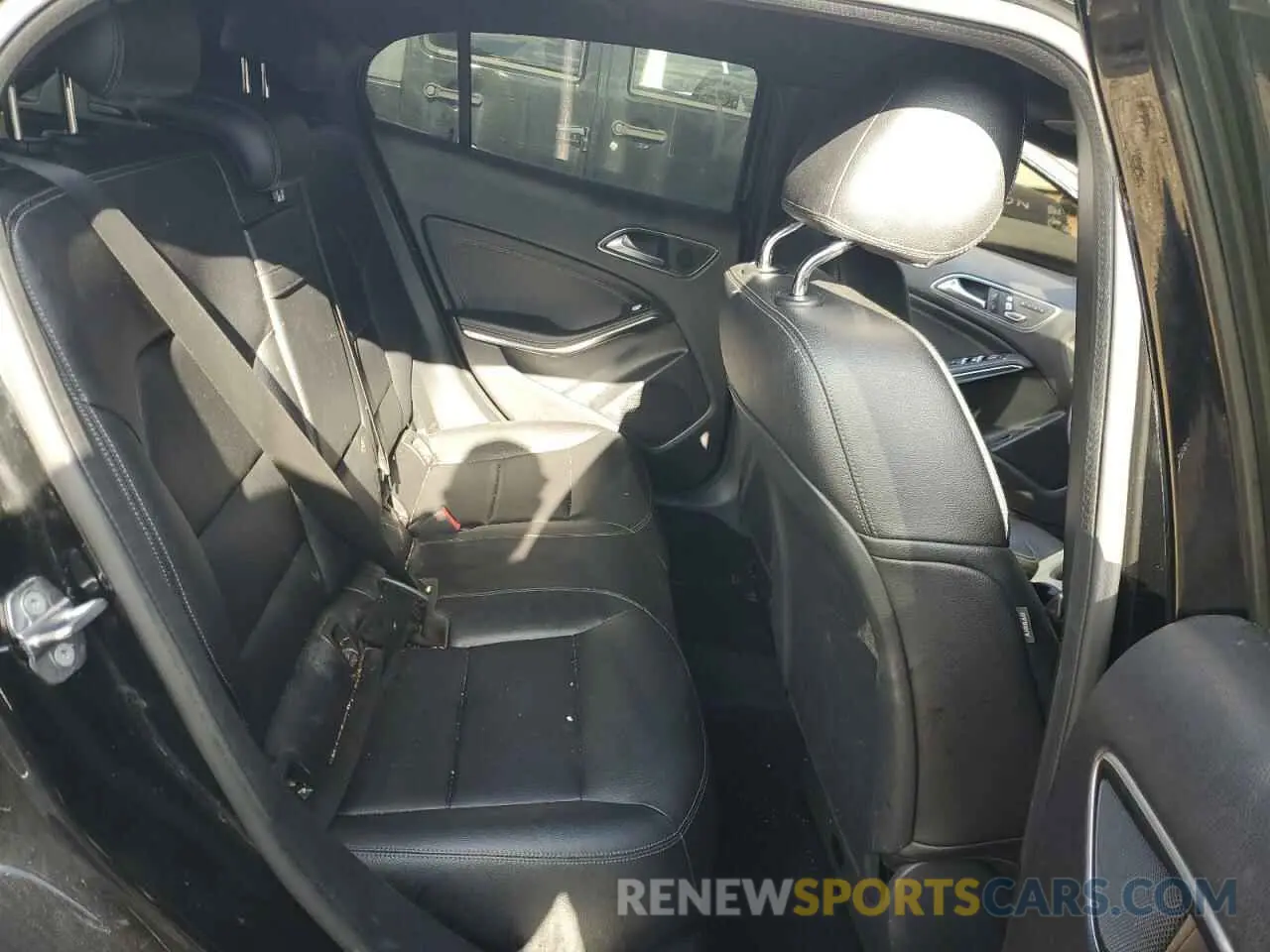 10 Photograph of a damaged car WDCTG4EB2KU003174 MERCEDES-BENZ GLA-CLASS 2019
