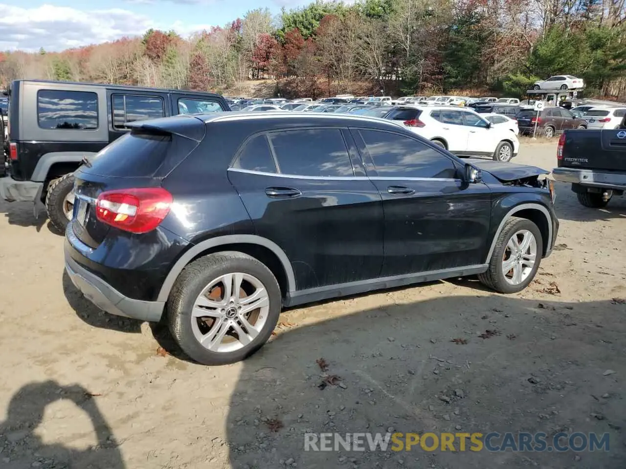 3 Photograph of a damaged car WDCTG4EB2KU003174 MERCEDES-BENZ GLA-CLASS 2019
