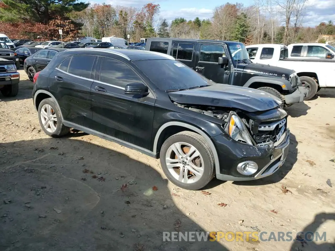 4 Photograph of a damaged car WDCTG4EB2KU003174 MERCEDES-BENZ GLA-CLASS 2019