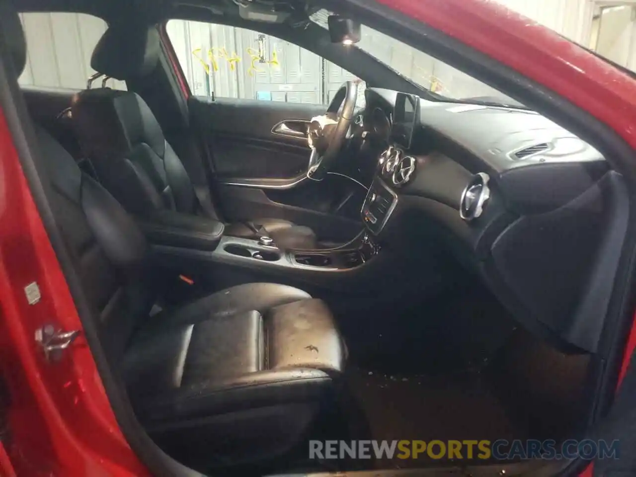 5 Photograph of a damaged car WDCTG4EB2KU010853 MERCEDES-BENZ GLA-CLASS 2019