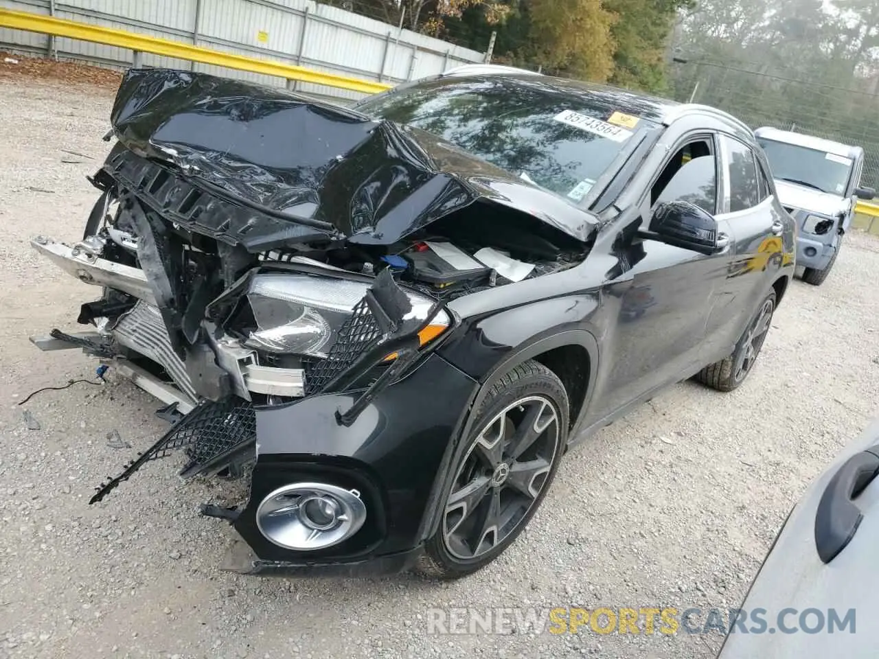 1 Photograph of a damaged car WDCTG4EB2KU011503 MERCEDES-BENZ GLA-CLASS 2019