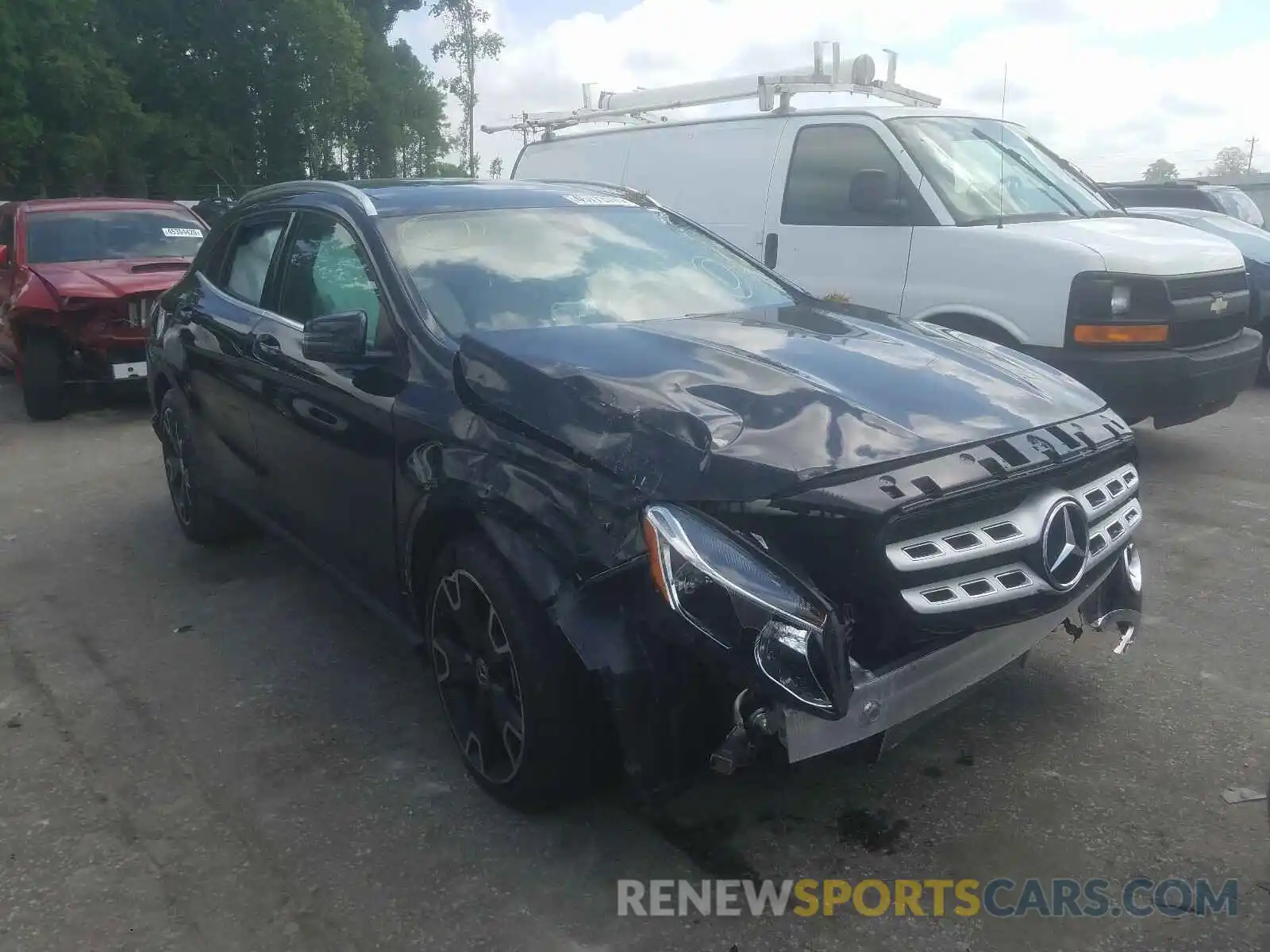 1 Photograph of a damaged car WDCTG4EB3KU012496 MERCEDES-BENZ GLA-CLASS 2019