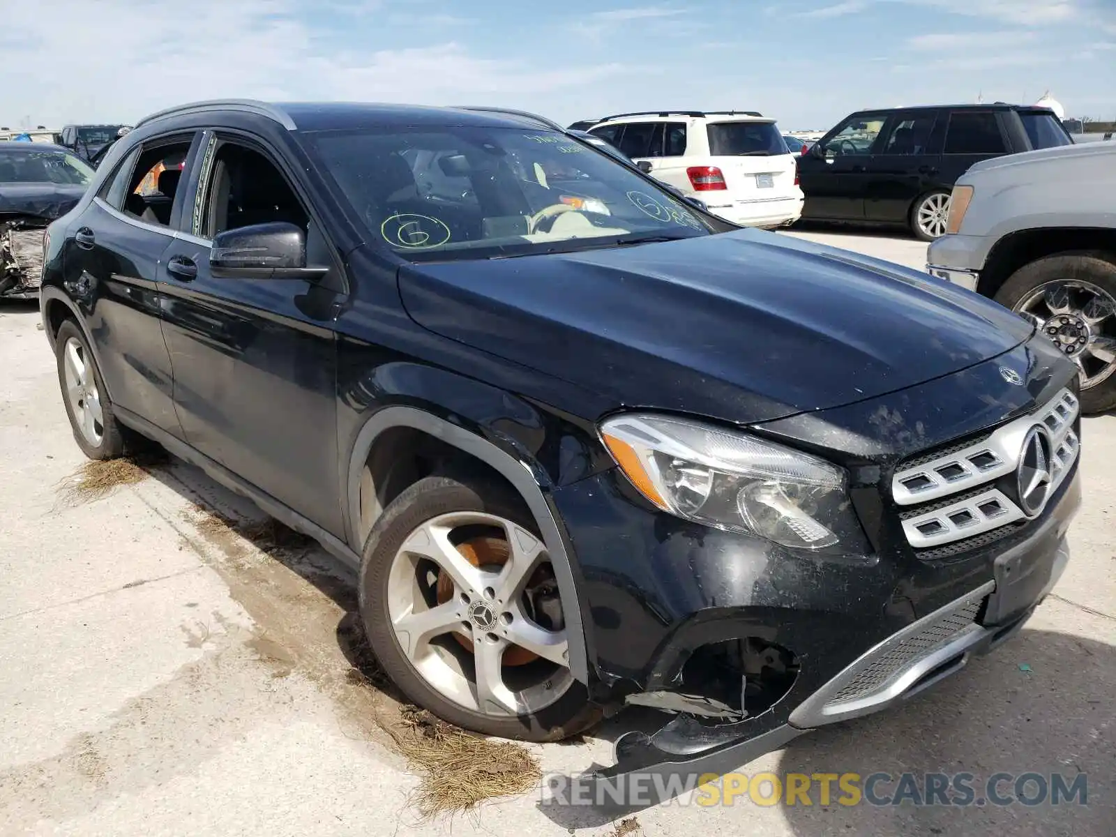 1 Photograph of a damaged car WDCTG4EB4KU003287 MERCEDES-BENZ GLA-CLASS 2019