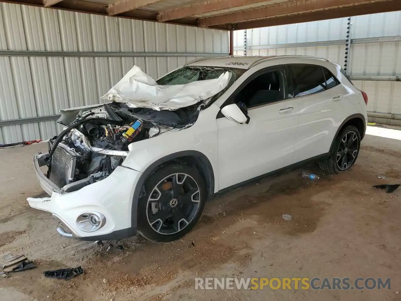 1 Photograph of a damaged car WDCTG4EB4KU014502 MERCEDES-BENZ GLA-CLASS 2019