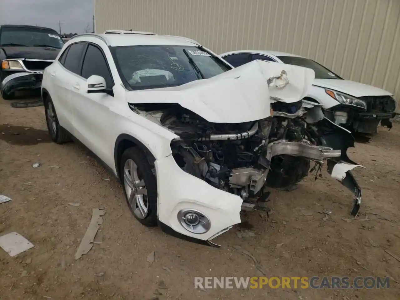 1 Photograph of a damaged car WDCTG4EB5KU007817 MERCEDES-BENZ GLA-CLASS 2019