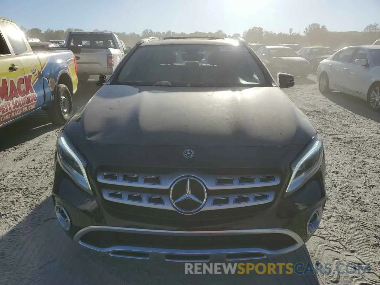 5 Photograph of a damaged car WDCTG4EB6KJ553866 MERCEDES-BENZ GLA-CLASS 2019