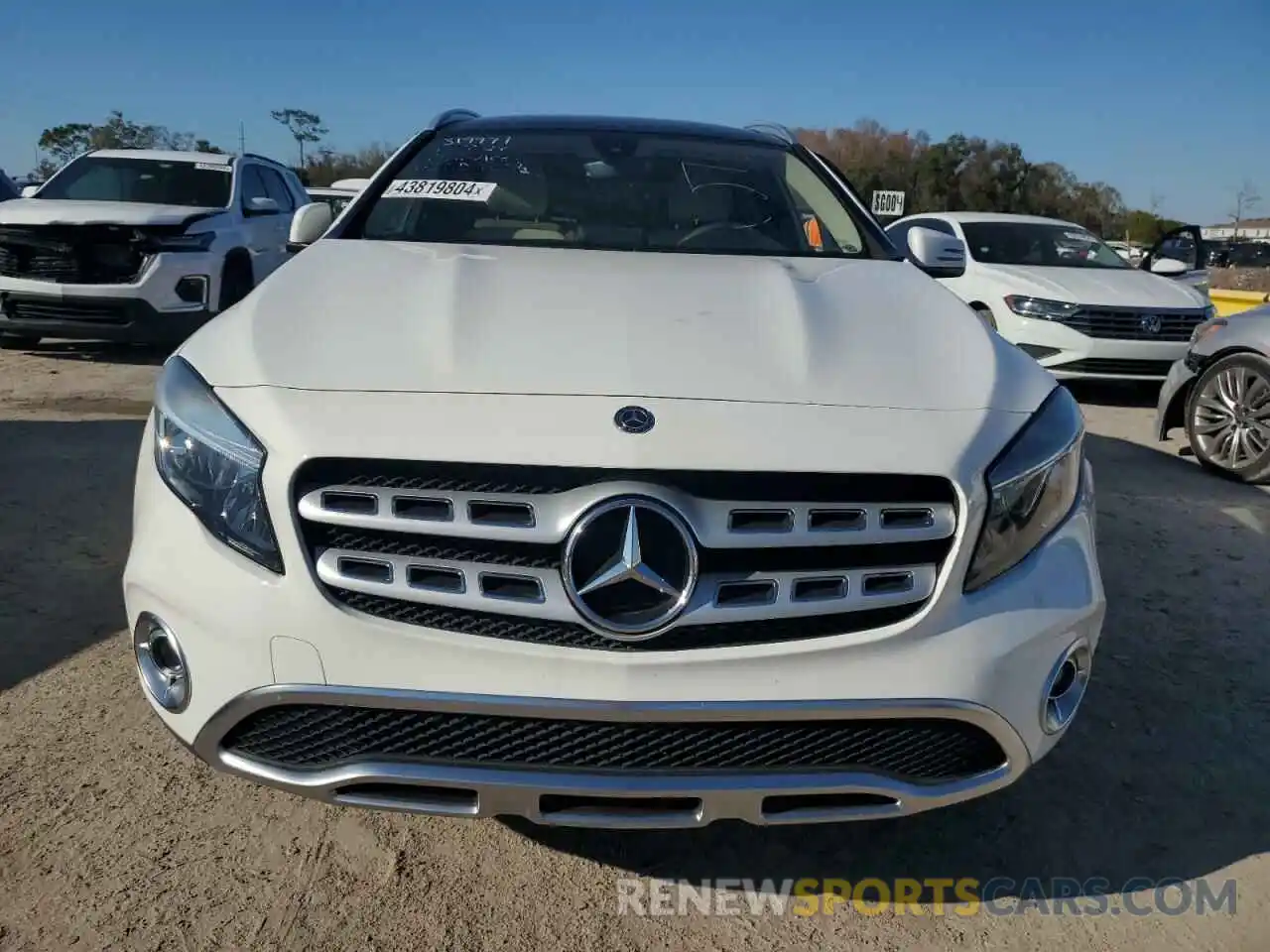 5 Photograph of a damaged car WDCTG4EB6KJ586012 MERCEDES-BENZ GLA-CLASS 2019