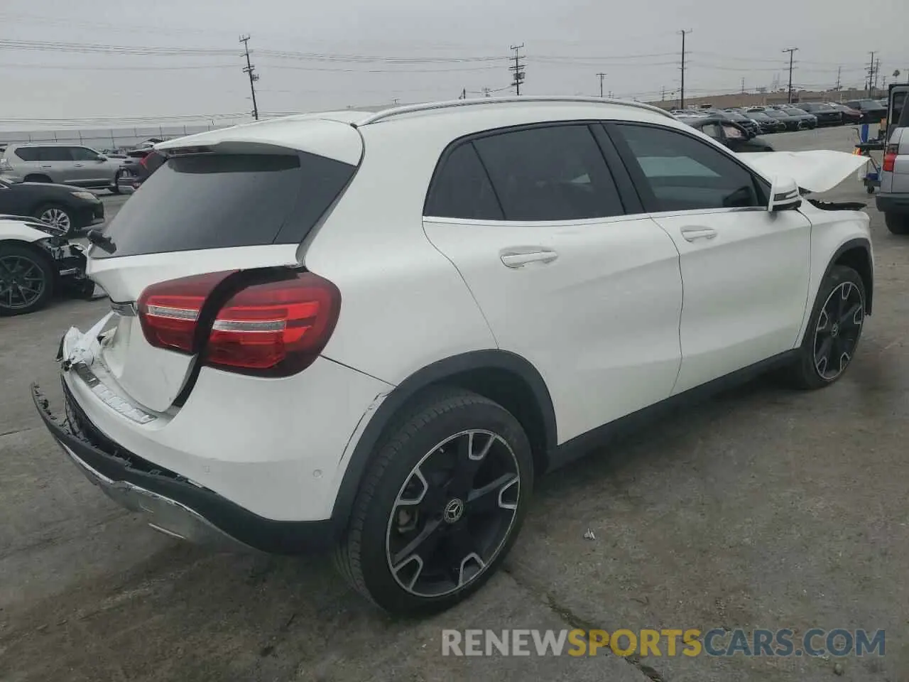 3 Photograph of a damaged car WDCTG4EB6KU013559 MERCEDES-BENZ GLA-CLASS 2019