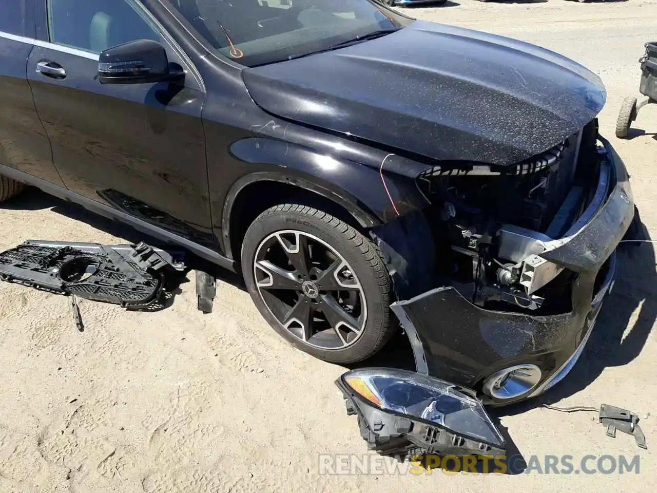 9 Photograph of a damaged car WDCTG4EB7KU008631 MERCEDES-BENZ GLA-CLASS 2019