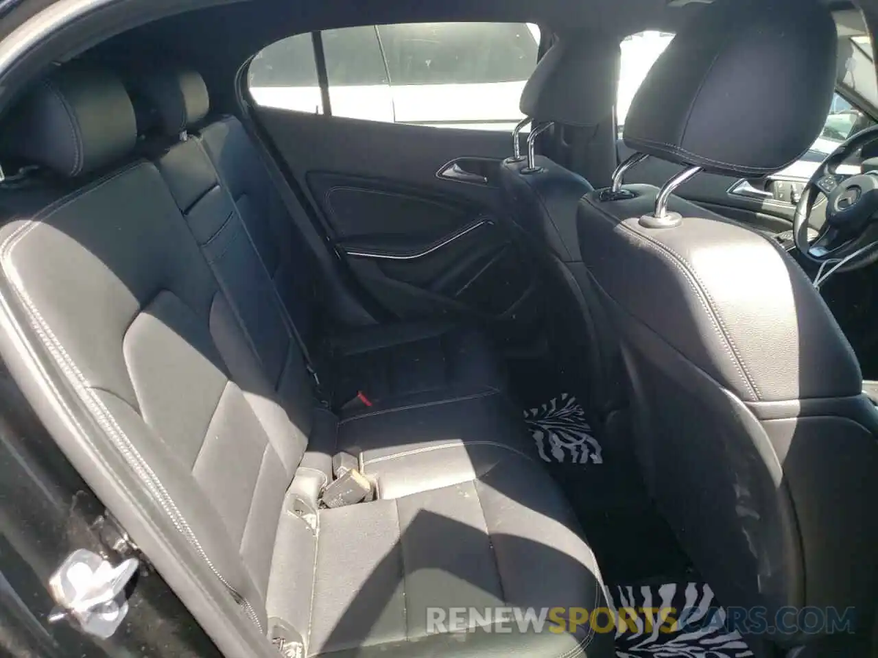 6 Photograph of a damaged car WDCTG4EB7KU010010 MERCEDES-BENZ GLA-CLASS 2019