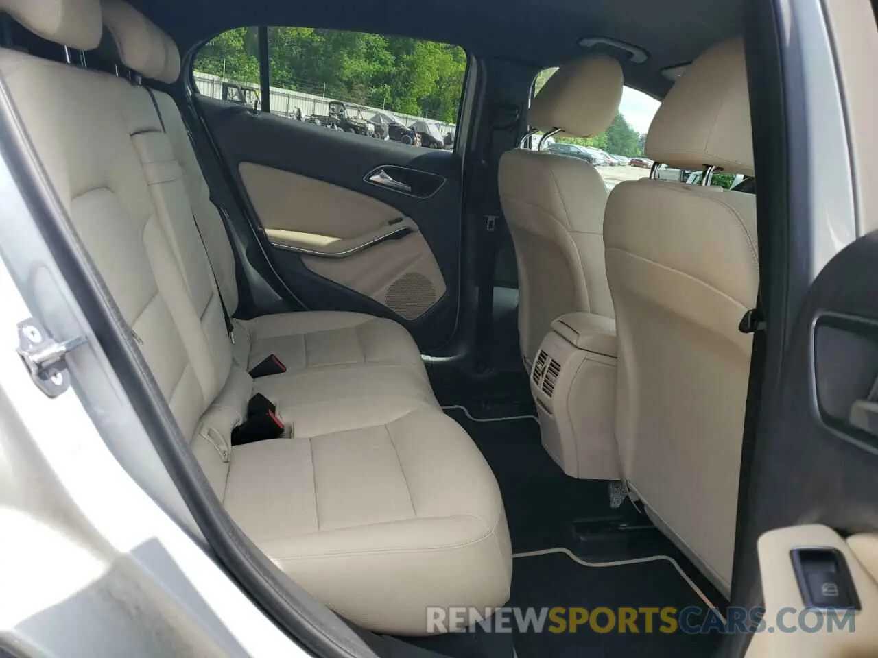 11 Photograph of a damaged car WDCTG4EB8KU002241 MERCEDES-BENZ GLA-CLASS 2019