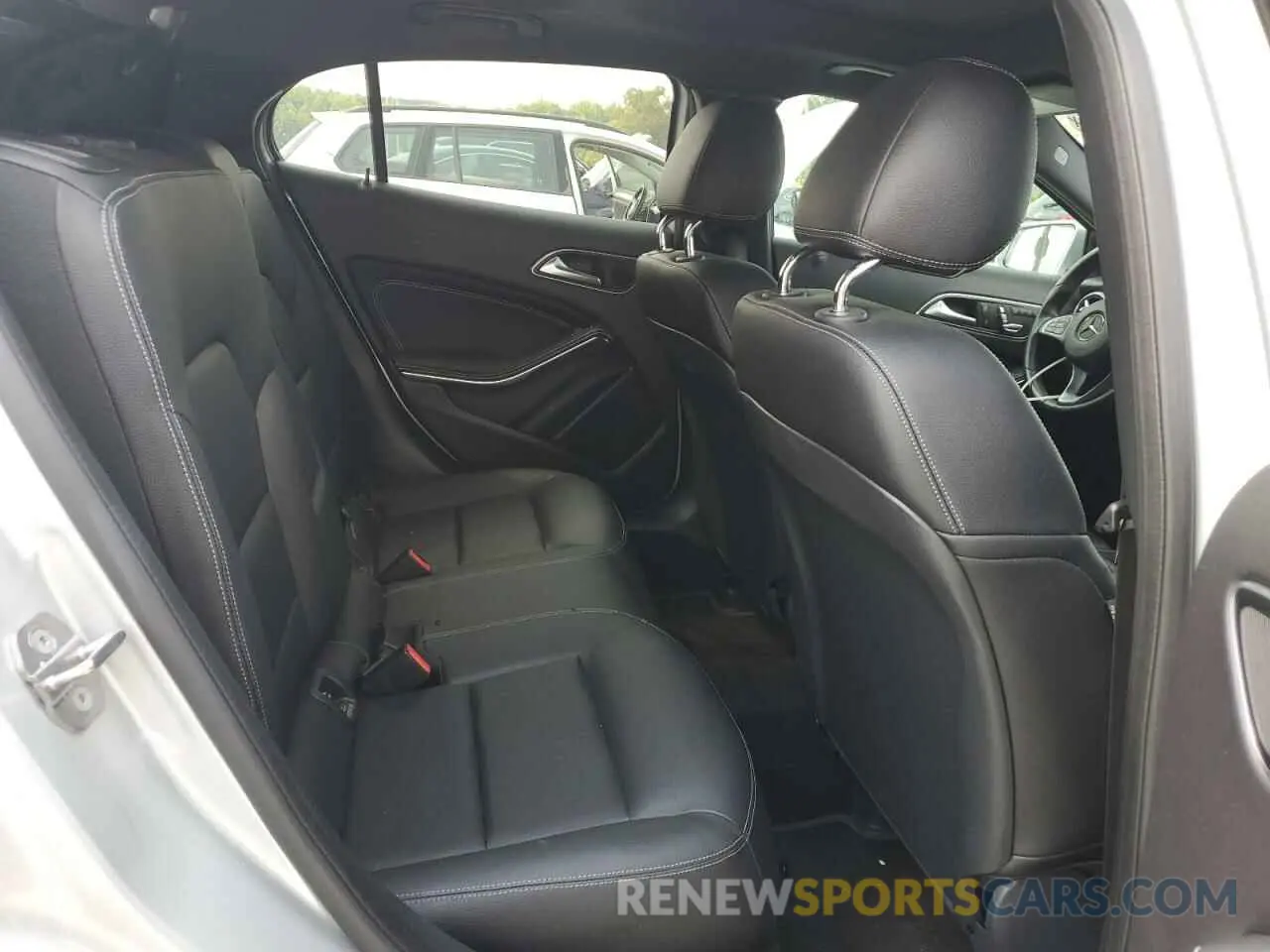 11 Photograph of a damaged car WDCTG4EB8KU015099 MERCEDES-BENZ GLA-CLASS 2019