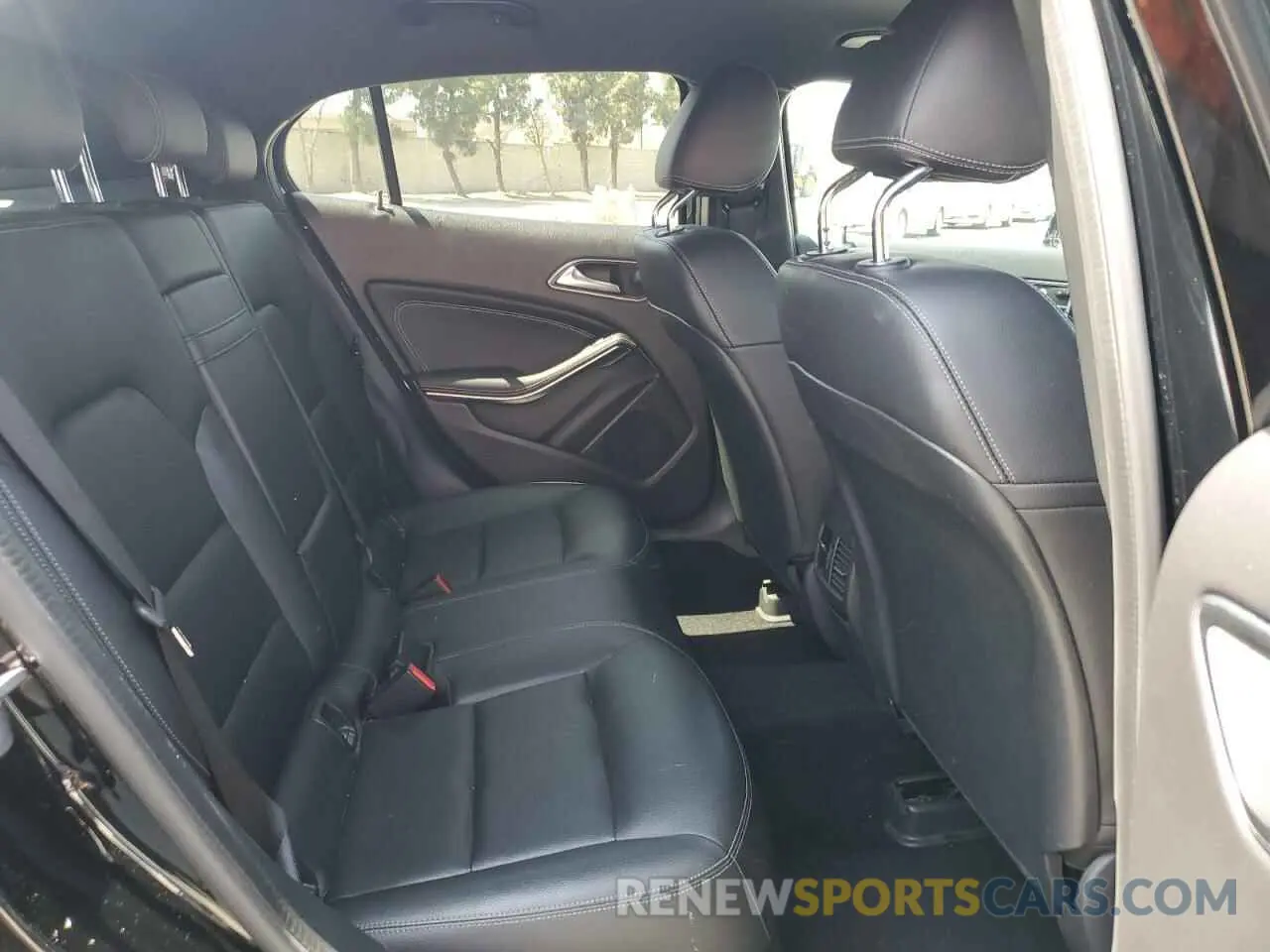 11 Photograph of a damaged car WDCTG4EB9KJ551075 MERCEDES-BENZ GLA-CLASS 2019