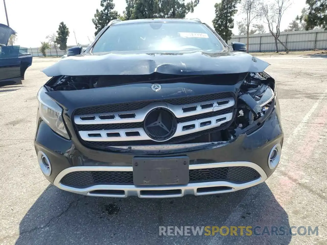 5 Photograph of a damaged car WDCTG4EB9KJ551075 MERCEDES-BENZ GLA-CLASS 2019