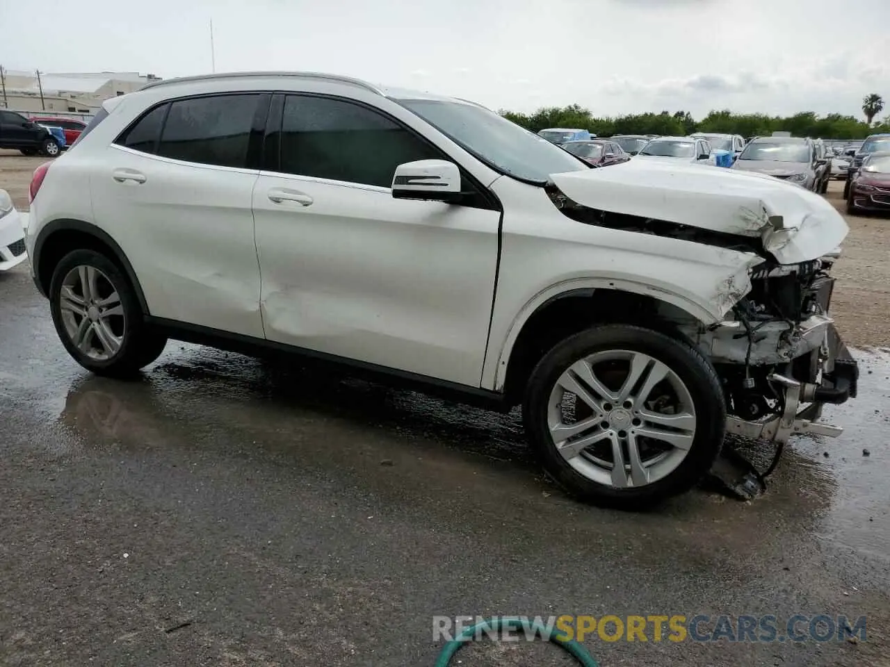 4 Photograph of a damaged car WDCTG4EB9KU000918 MERCEDES-BENZ GLA-CLASS 2019