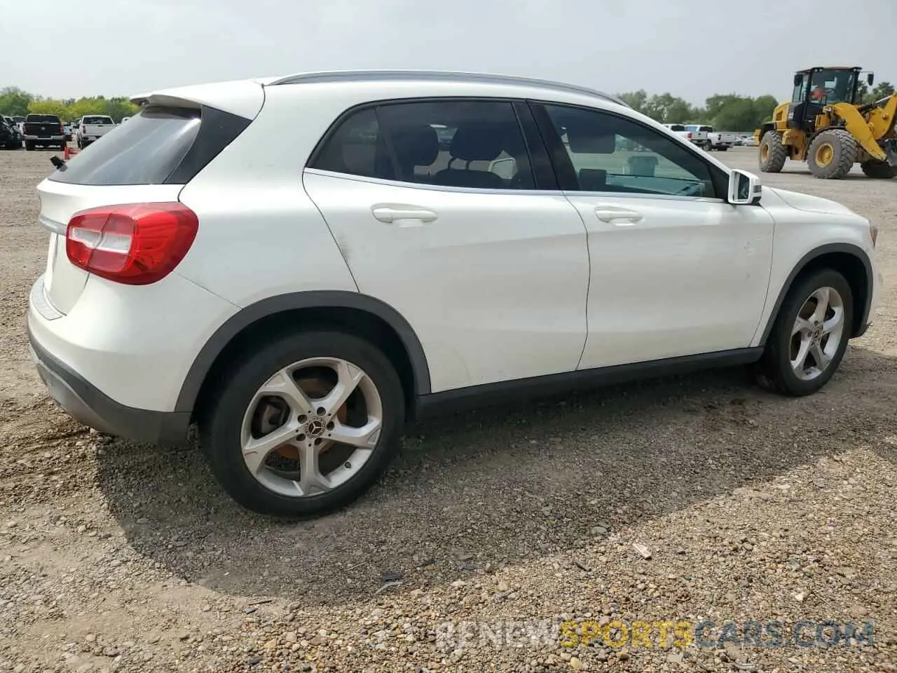 3 Photograph of a damaged car WDCTG4EB9KU010381 MERCEDES-BENZ GLA-CLASS 2019