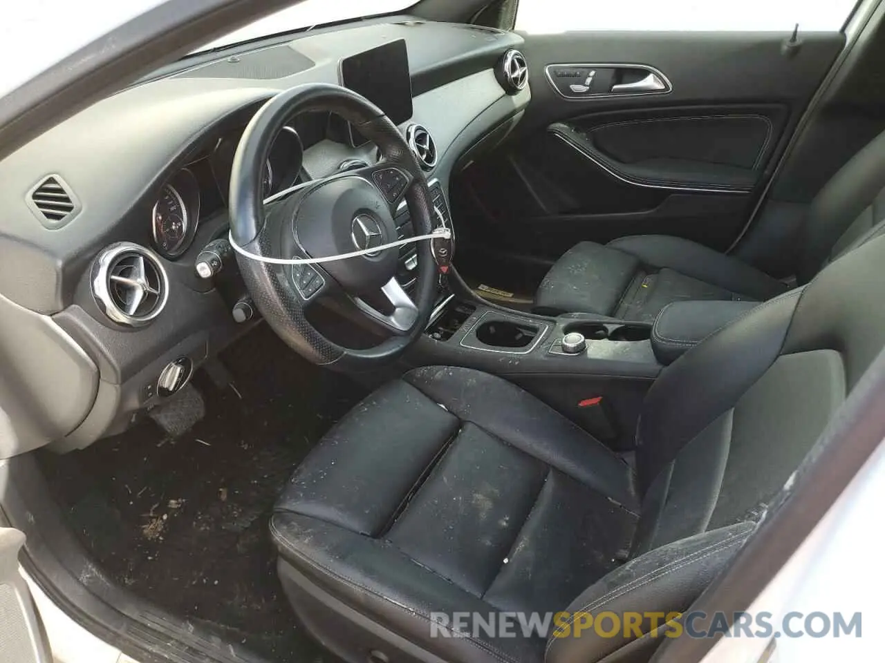 7 Photograph of a damaged car WDCTG4EB9KU010381 MERCEDES-BENZ GLA-CLASS 2019