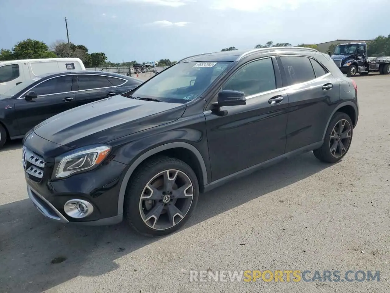 1 Photograph of a damaged car WDCTG4EB9KU019369 MERCEDES-BENZ GLA-CLASS 2019