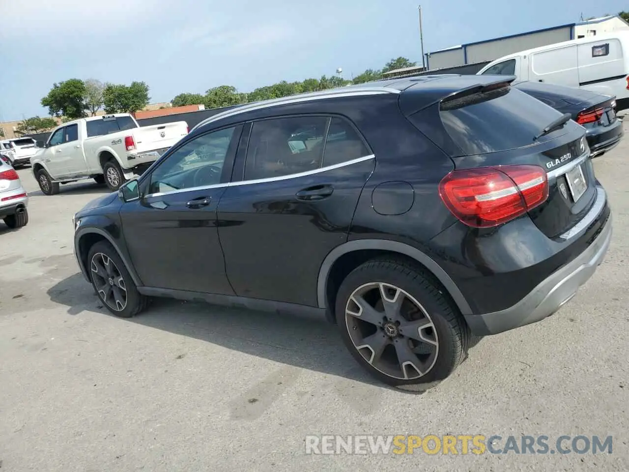 2 Photograph of a damaged car WDCTG4EB9KU019369 MERCEDES-BENZ GLA-CLASS 2019