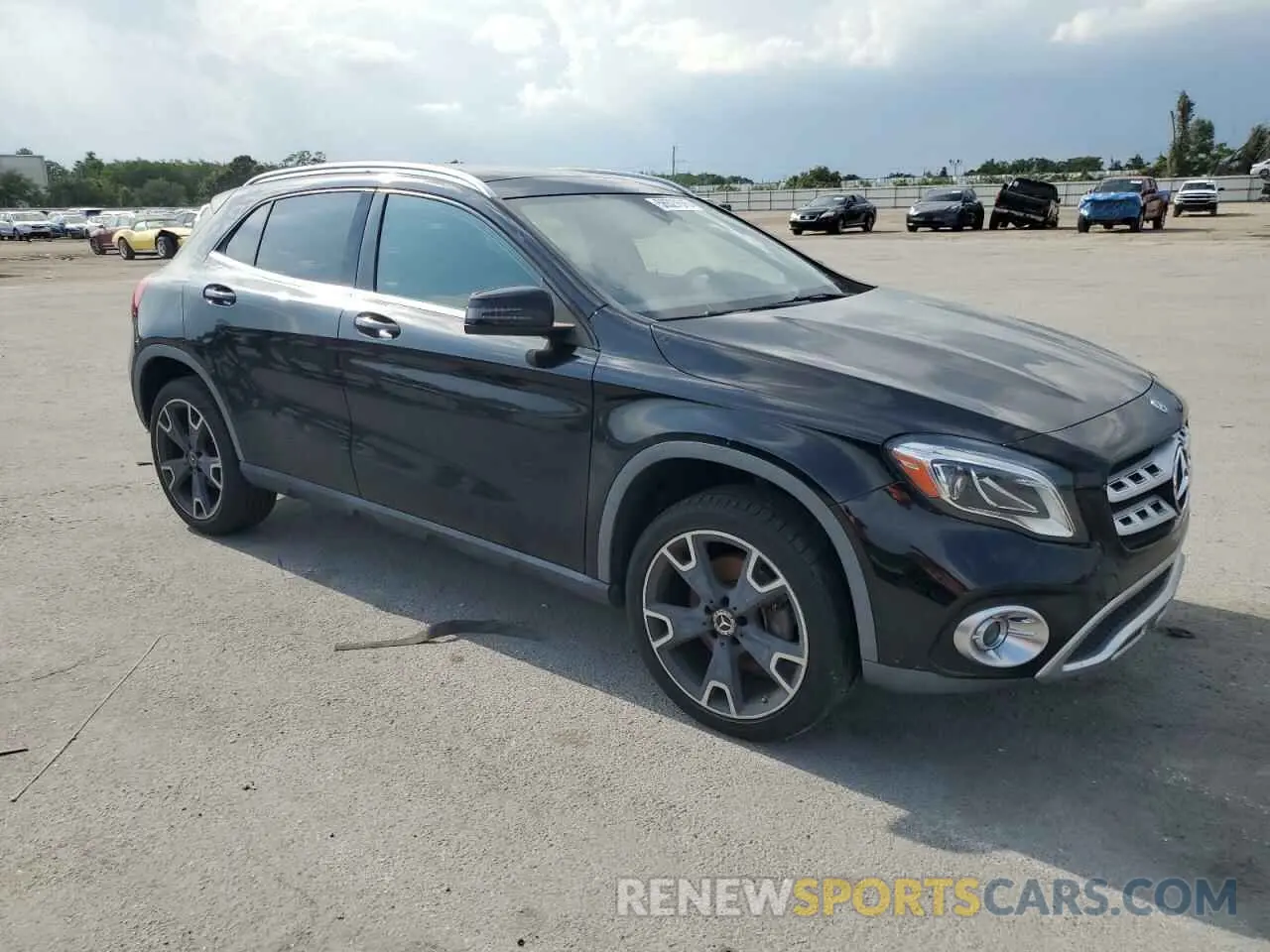 4 Photograph of a damaged car WDCTG4EB9KU019369 MERCEDES-BENZ GLA-CLASS 2019