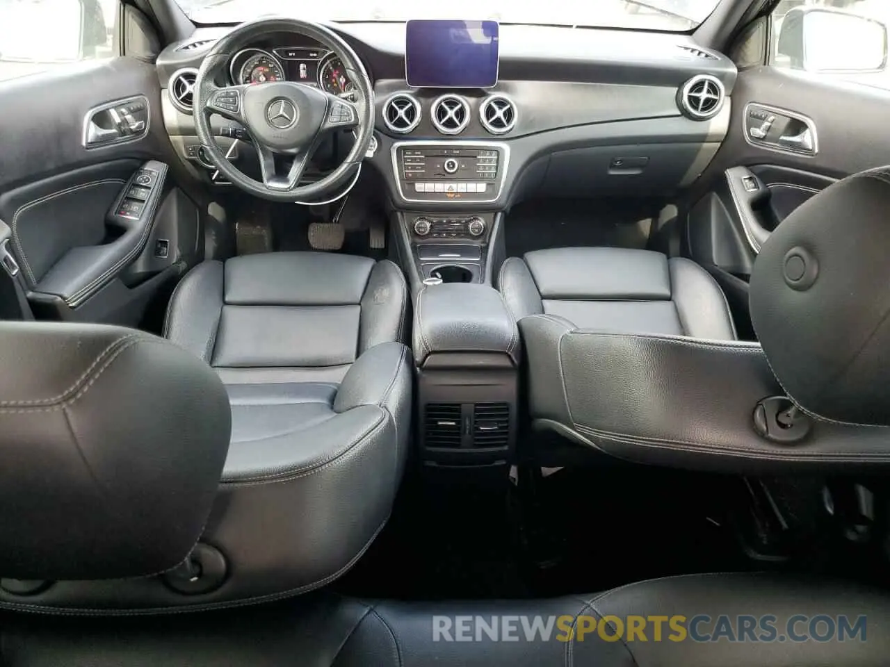 8 Photograph of a damaged car WDCTG4EB9KU019369 MERCEDES-BENZ GLA-CLASS 2019