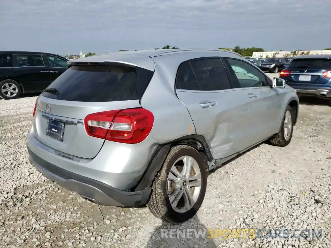 3 Photograph of a damaged car WDCTG4EBXKJ550520 MERCEDES-BENZ GLA-CLASS 2019