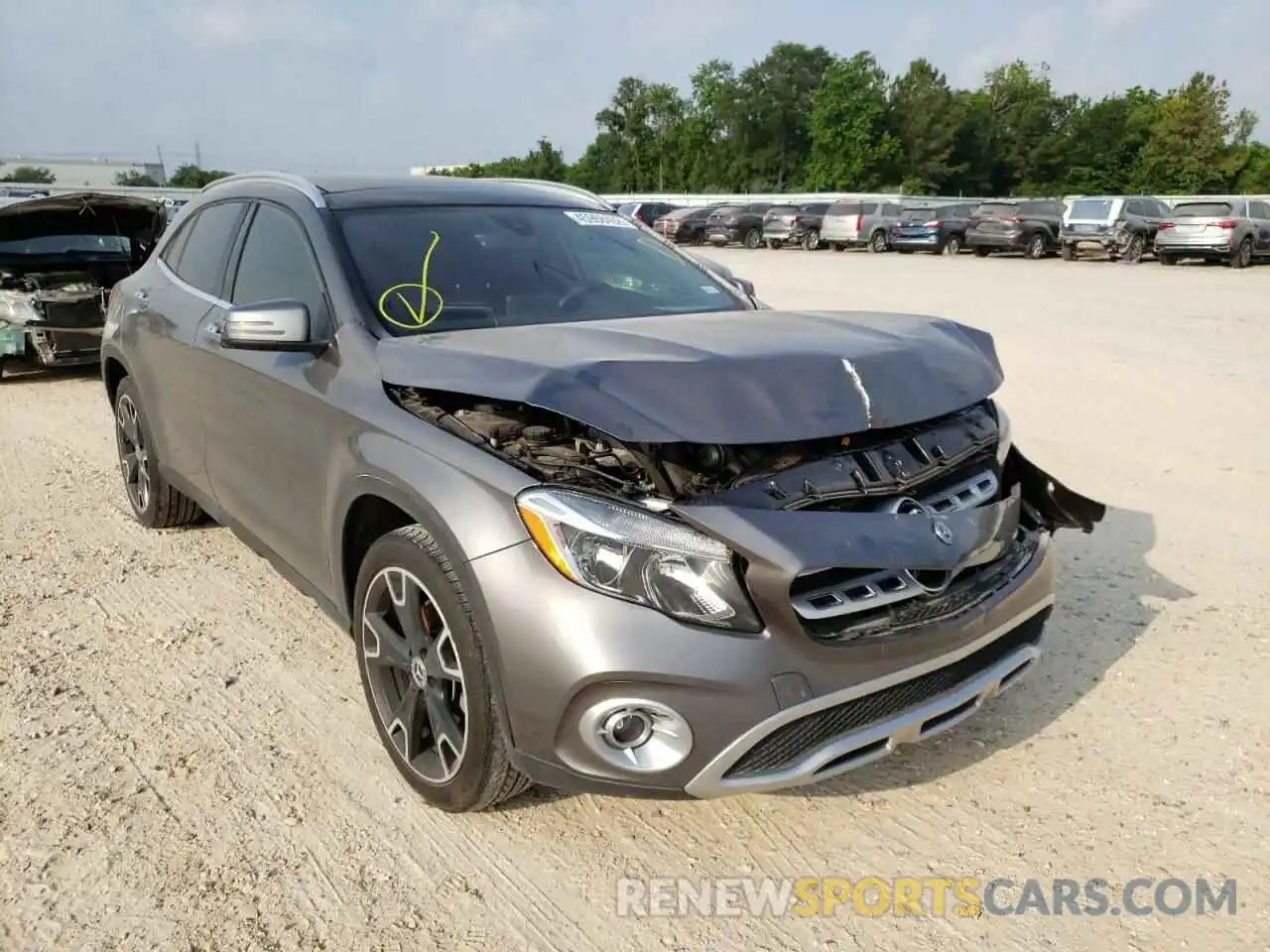 1 Photograph of a damaged car WDCTG4EBXKJ620257 MERCEDES-BENZ GLA-CLASS 2019