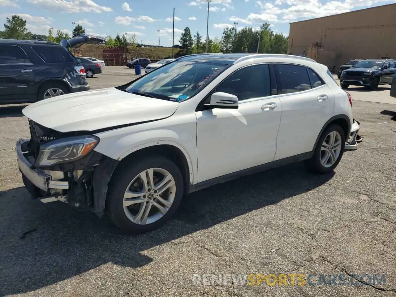 1 Photograph of a damaged car WDCTG4EBXKU004184 MERCEDES-BENZ GLA-CLASS 2019