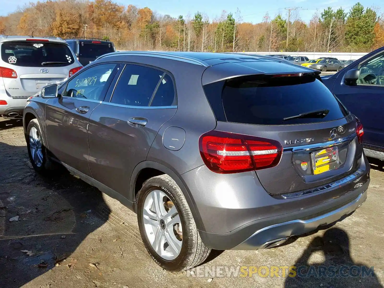 3 Photograph of a damaged car WDCTG4GB0KJ549678 MERCEDES-BENZ GLA-CLASS 2019