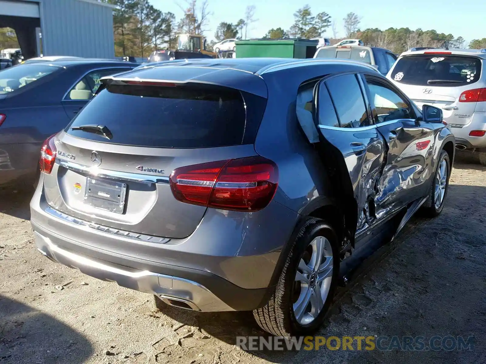 4 Photograph of a damaged car WDCTG4GB0KJ549678 MERCEDES-BENZ GLA-CLASS 2019