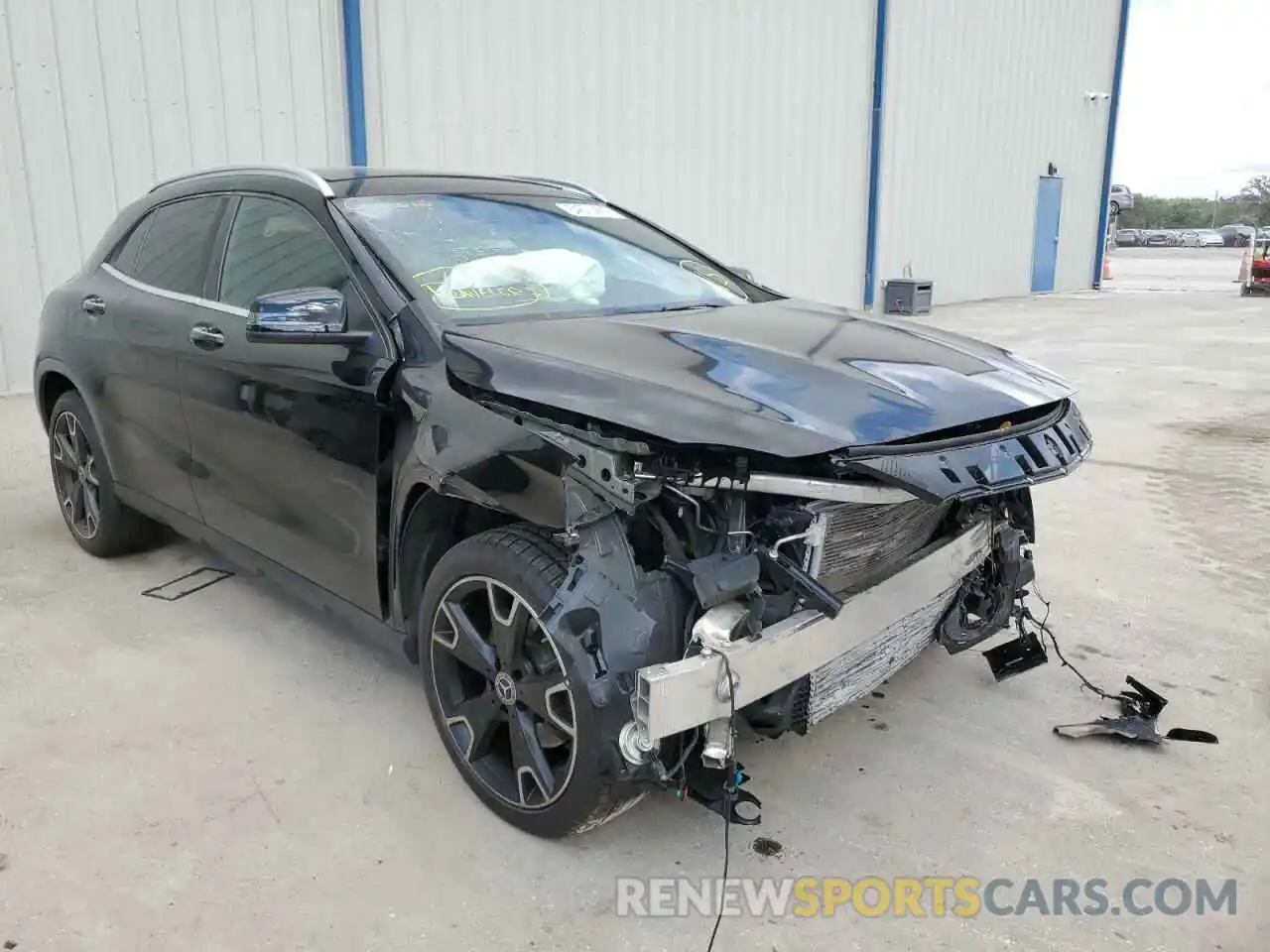 1 Photograph of a damaged car WDCTG4GB0KJ551897 MERCEDES-BENZ GLA-CLASS 2019