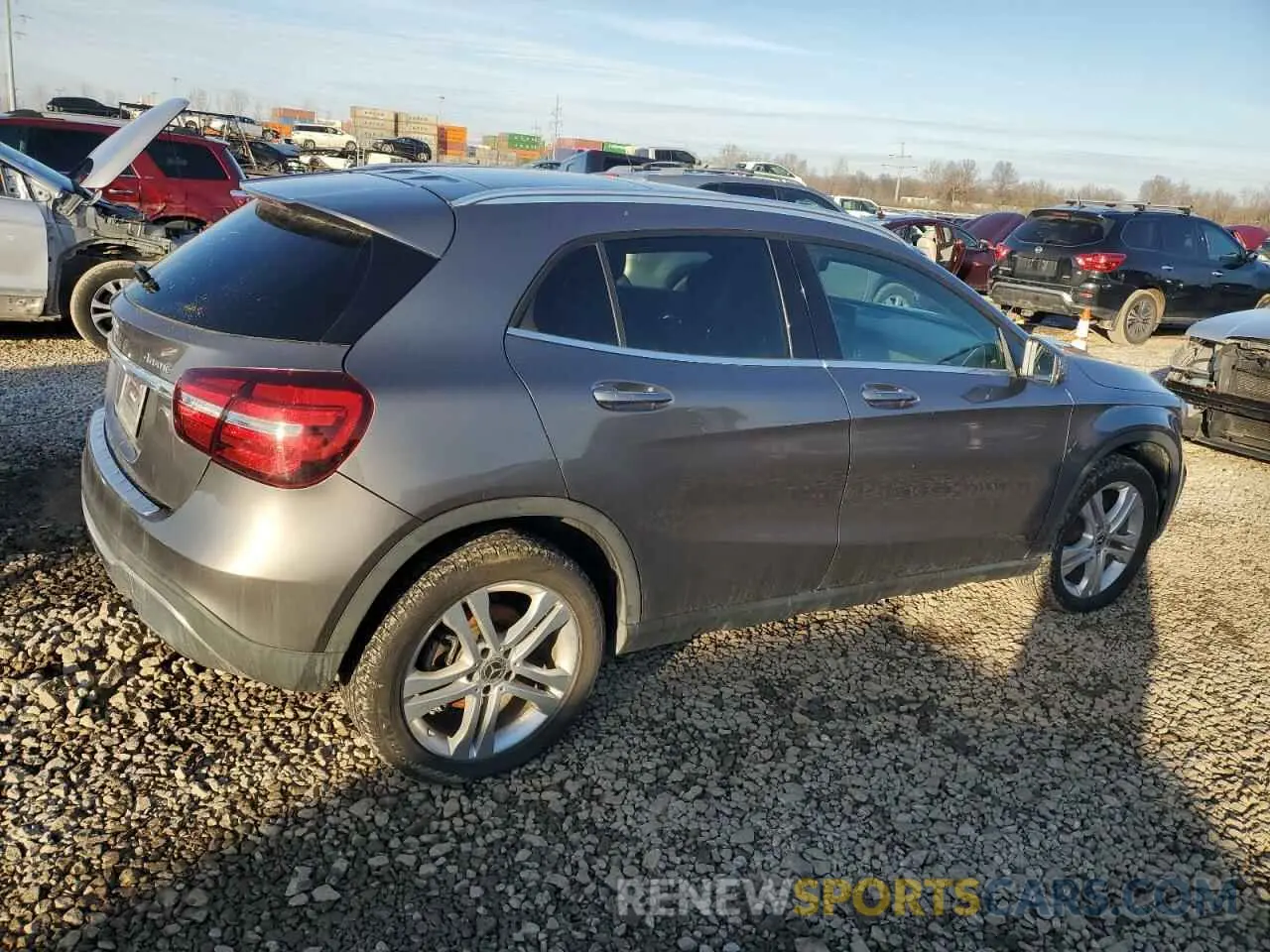 3 Photograph of a damaged car WDCTG4GB1KJ548328 MERCEDES-BENZ GLA-CLASS 2019