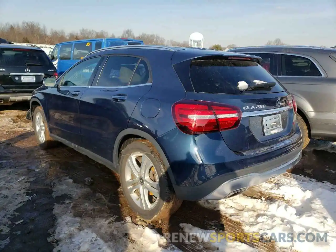 3 Photograph of a damaged car WDCTG4GB2KJ621934 MERCEDES-BENZ GLA-CLASS 2019