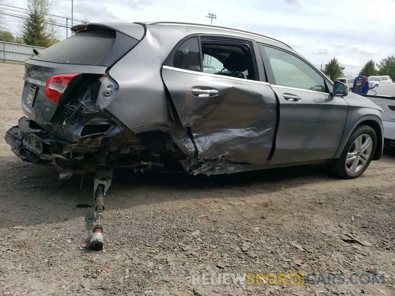 3 Photograph of a damaged car WDCTG4GB3KJ612871 MERCEDES-BENZ GLA-CLASS 2019