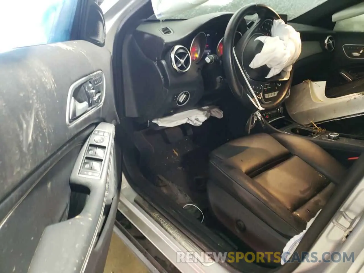 8 Photograph of a damaged car WDCTG4GB4KU020720 MERCEDES-BENZ GLA-CLASS 2019