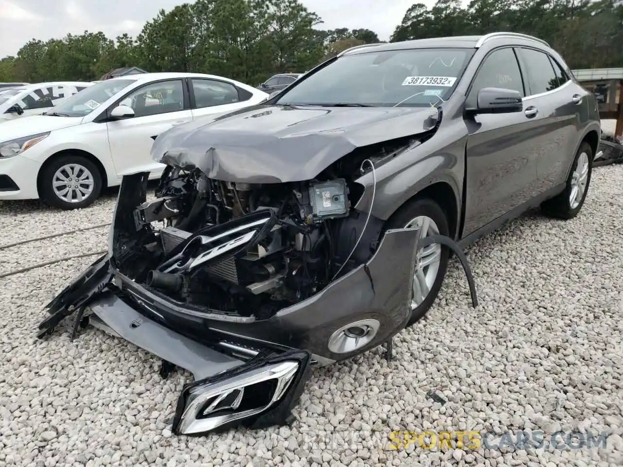 2 Photograph of a damaged car WDCTG4GB5KJ635746 MERCEDES-BENZ GLA-CLASS 2019