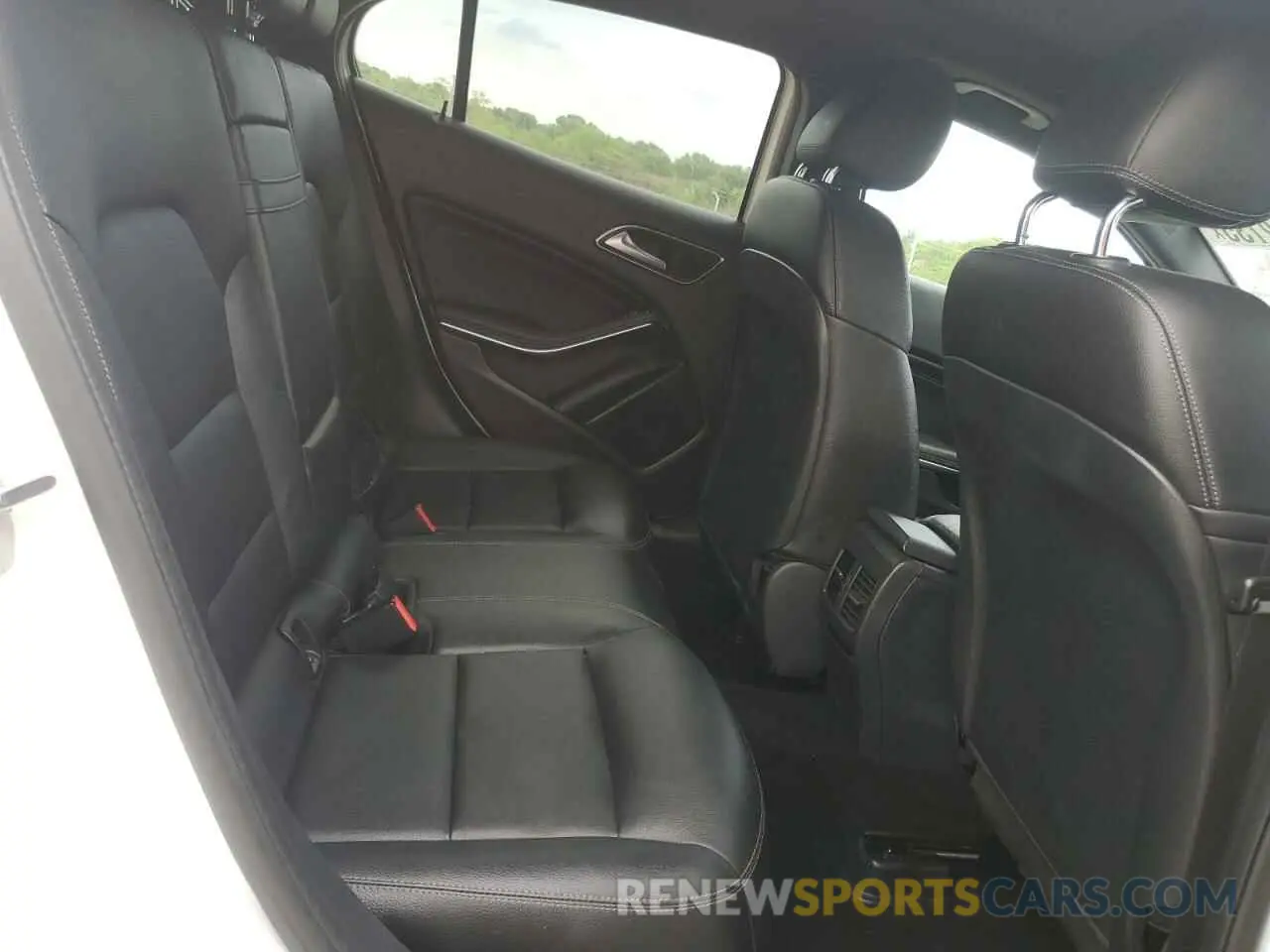 11 Photograph of a damaged car WDCTG4GB5KU011878 MERCEDES-BENZ GLA-CLASS 2019