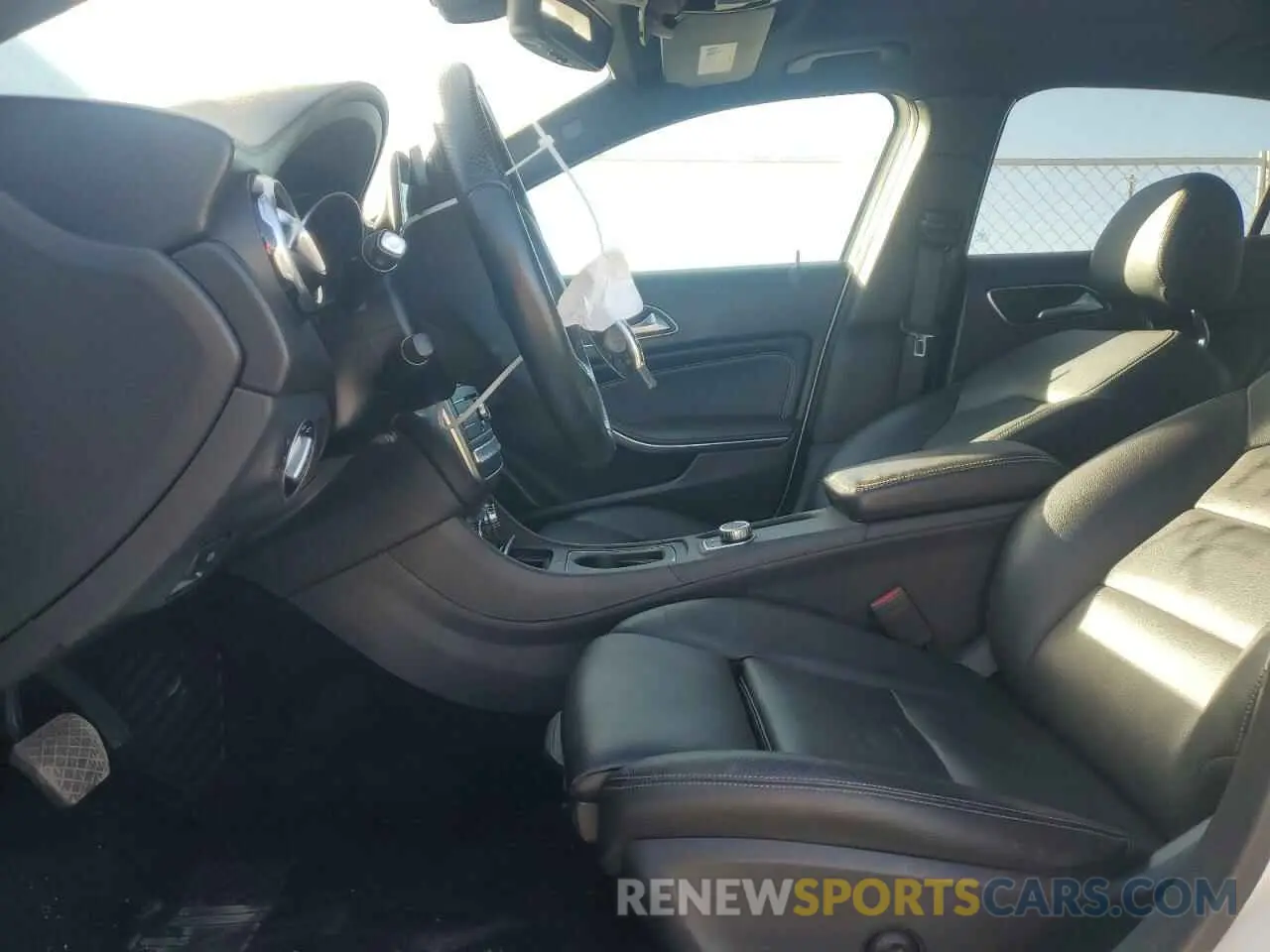 7 Photograph of a damaged car WDCTG4GB6KJ548499 MERCEDES-BENZ GLA-CLASS 2019