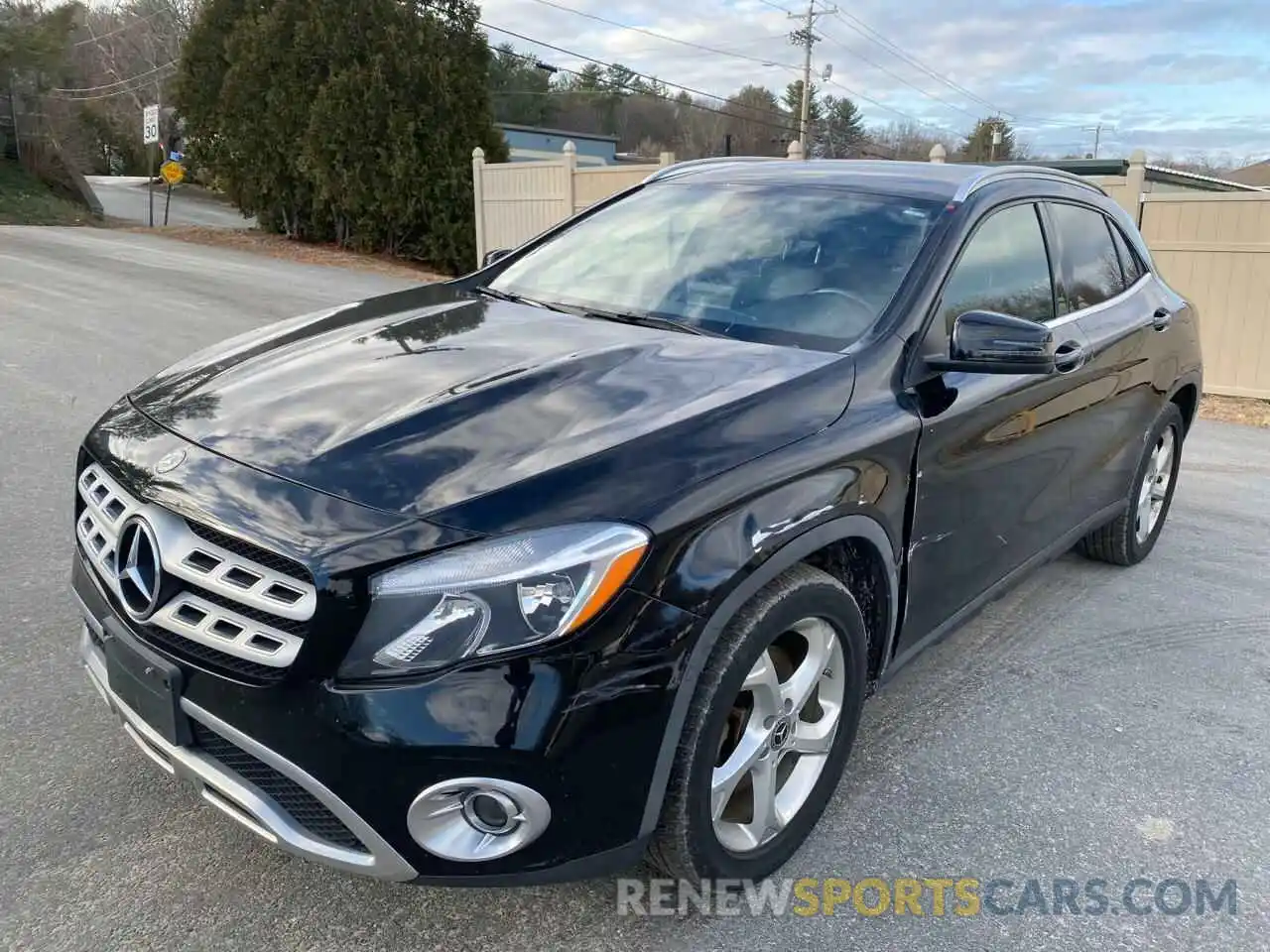 2 Photograph of a damaged car WDCTG4GB6KJ581681 MERCEDES-BENZ GLA-CLASS 2019