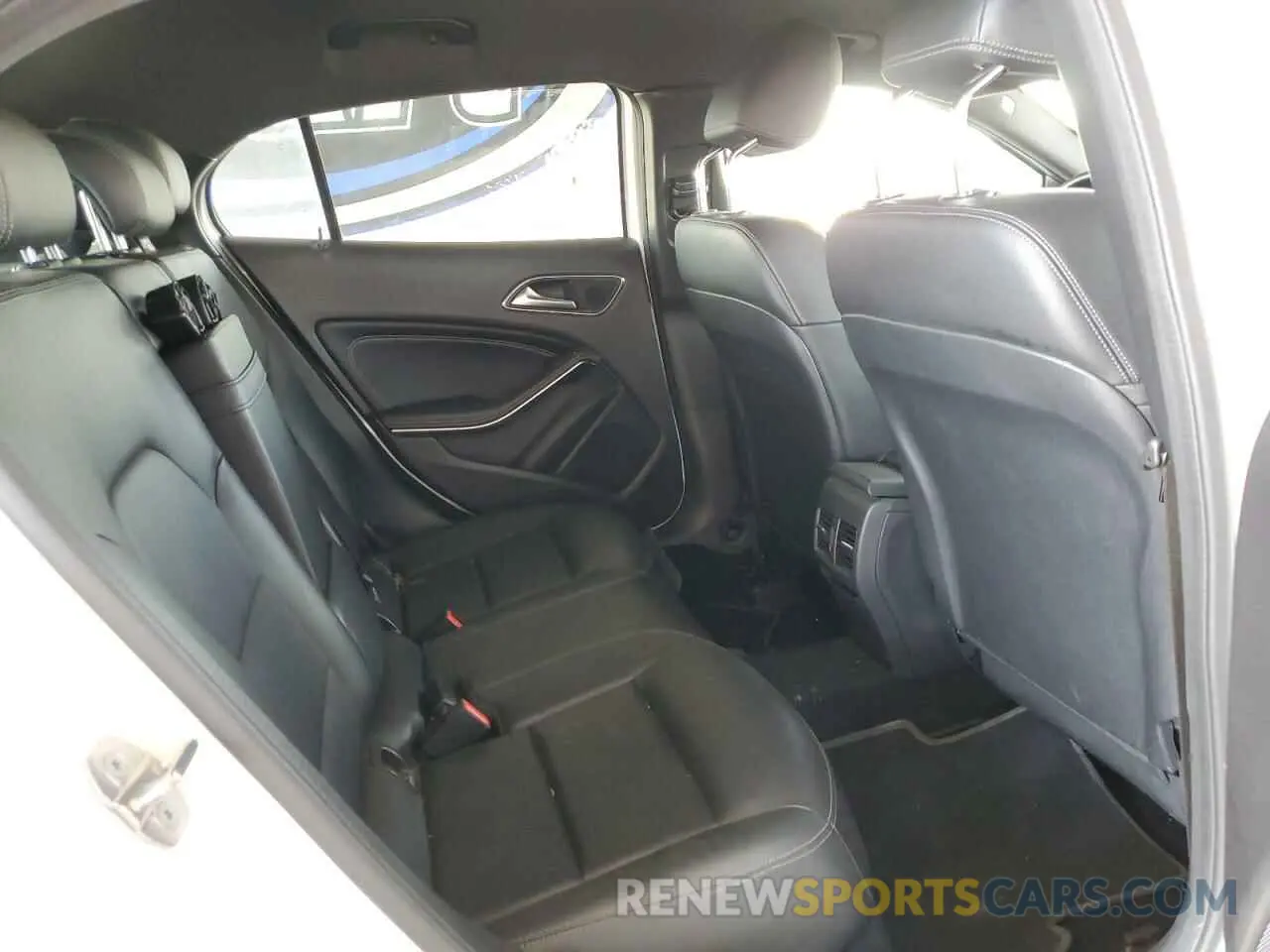 10 Photograph of a damaged car WDCTG4GB7KU002969 MERCEDES-BENZ GLA-CLASS 2019
