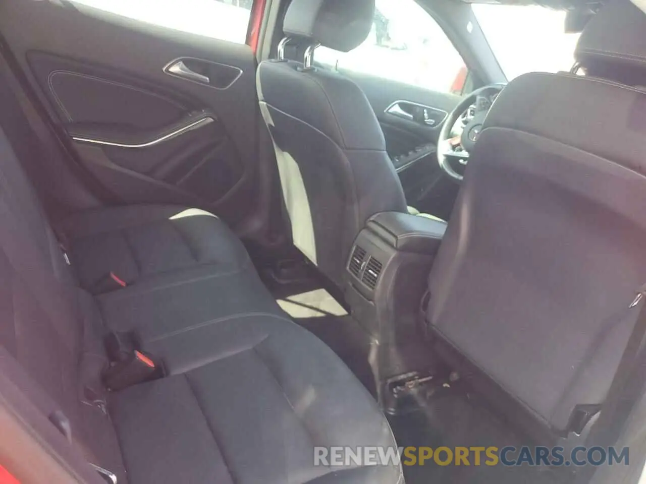 11 Photograph of a damaged car WDCTG4GB7KU016418 MERCEDES-BENZ GLA-CLASS 2019